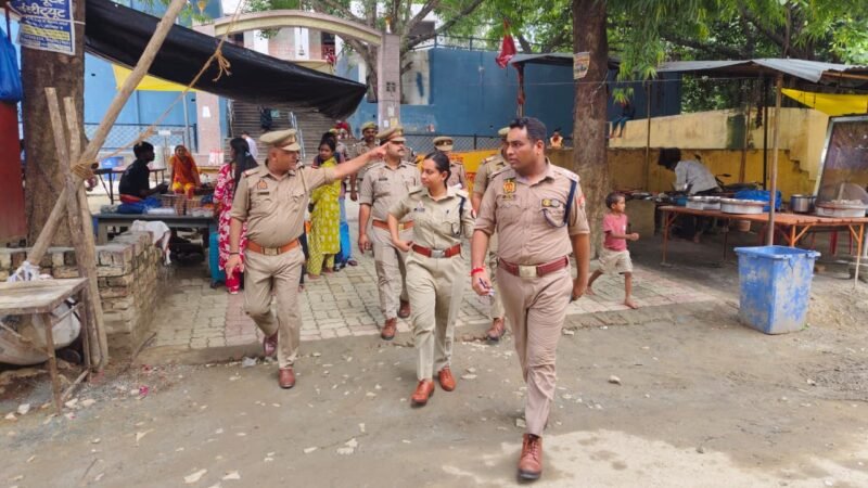 श्रावण मेला और कांवड़ यात्रा की तैयारियों का डीसीपी वरुणा ने लिया जायजा