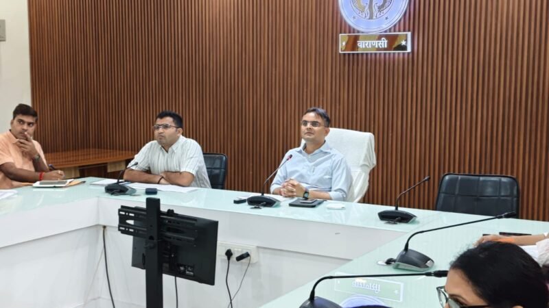 गौशालाओं की व्यवस्थाओं पर सख्त हुए डीएम