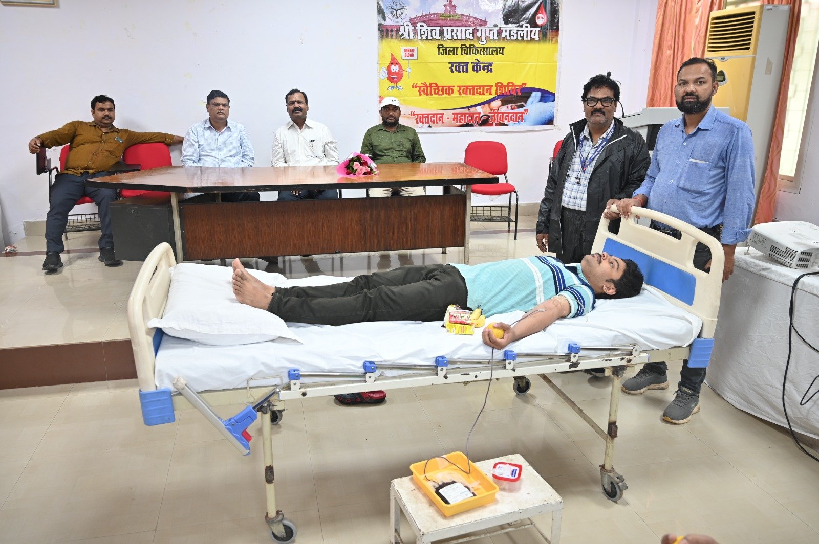 बरेका में विशाल रक्तदान शिविर, 41 लोगों ने किया स्वैच्छिक रक्तदान