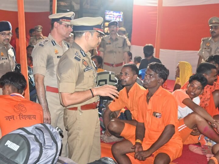 पुलिस आयुक्त ने शहरी कांवड़ मार्ग का किया निरीक्षण