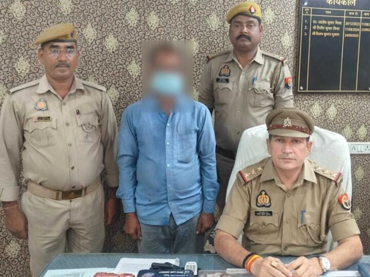 चाकूबाजी के मुकदमे में वांछित आरोपी गिरफ्तार, जेल भेजा गया