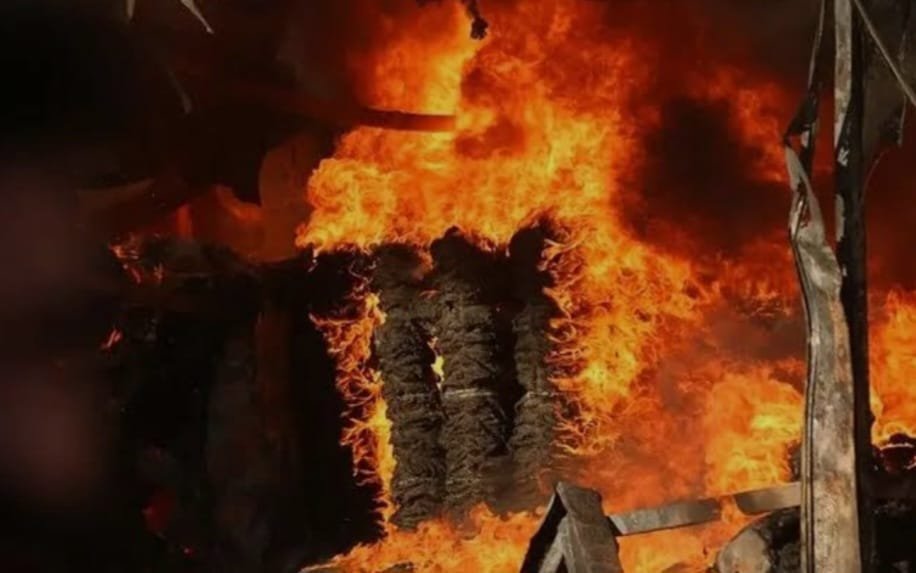 सऊदी अरब में सोफा फैक्ट्री में भीषण आग, 16 बांग्लादेशी मजदूरों की मौत
