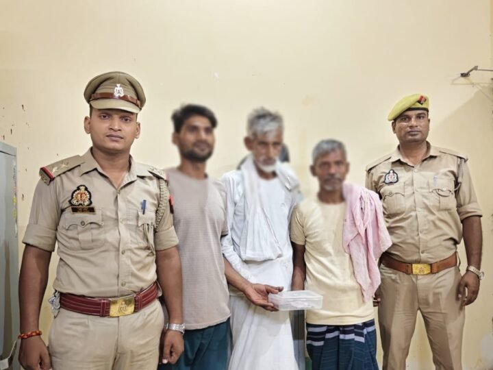 लोहता में जुआरियों पर पुलिस का शिकंजा, तीन गिरफ्तार