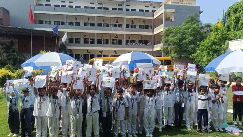 आर.एस. शिवमूर्ति स्कूल में मानसून एक्टिविटी, छात्र सम्मानित