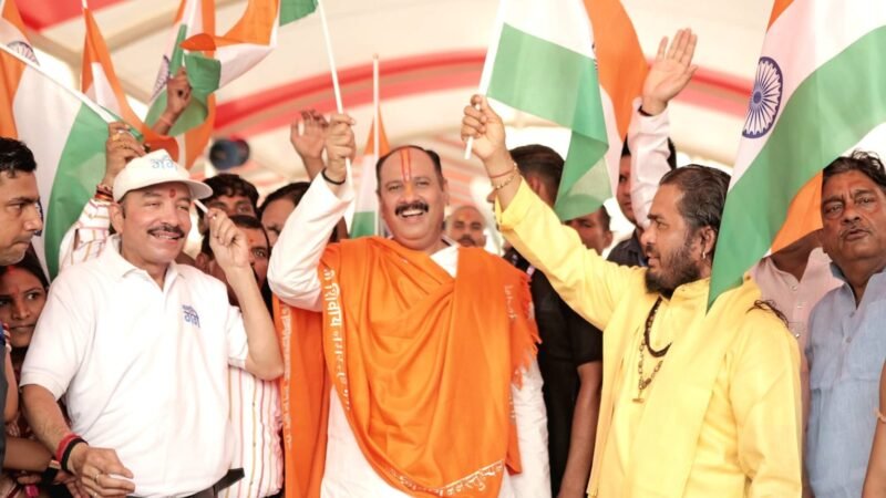 काशी विश्वनाथ धाम में हर-हर महादेव के साथ गूंजा ‘जय हिंद’
