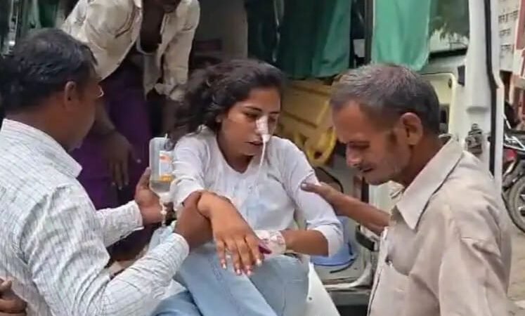 जौनपुर : एसपी कार्यालय के पास युवती ने खाया जहरीला पदार्थ