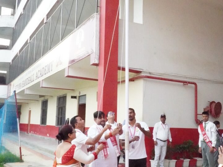 वाराणसी पब्लिक स्कूल में धूमधाम से मनाया गया 80वां स्वतंत्रता दिवस