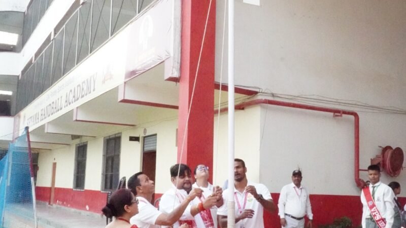 वाराणसी पब्लिक स्कूल में धूमधाम से मनाया गया 80वां स्वतंत्रता दिवस