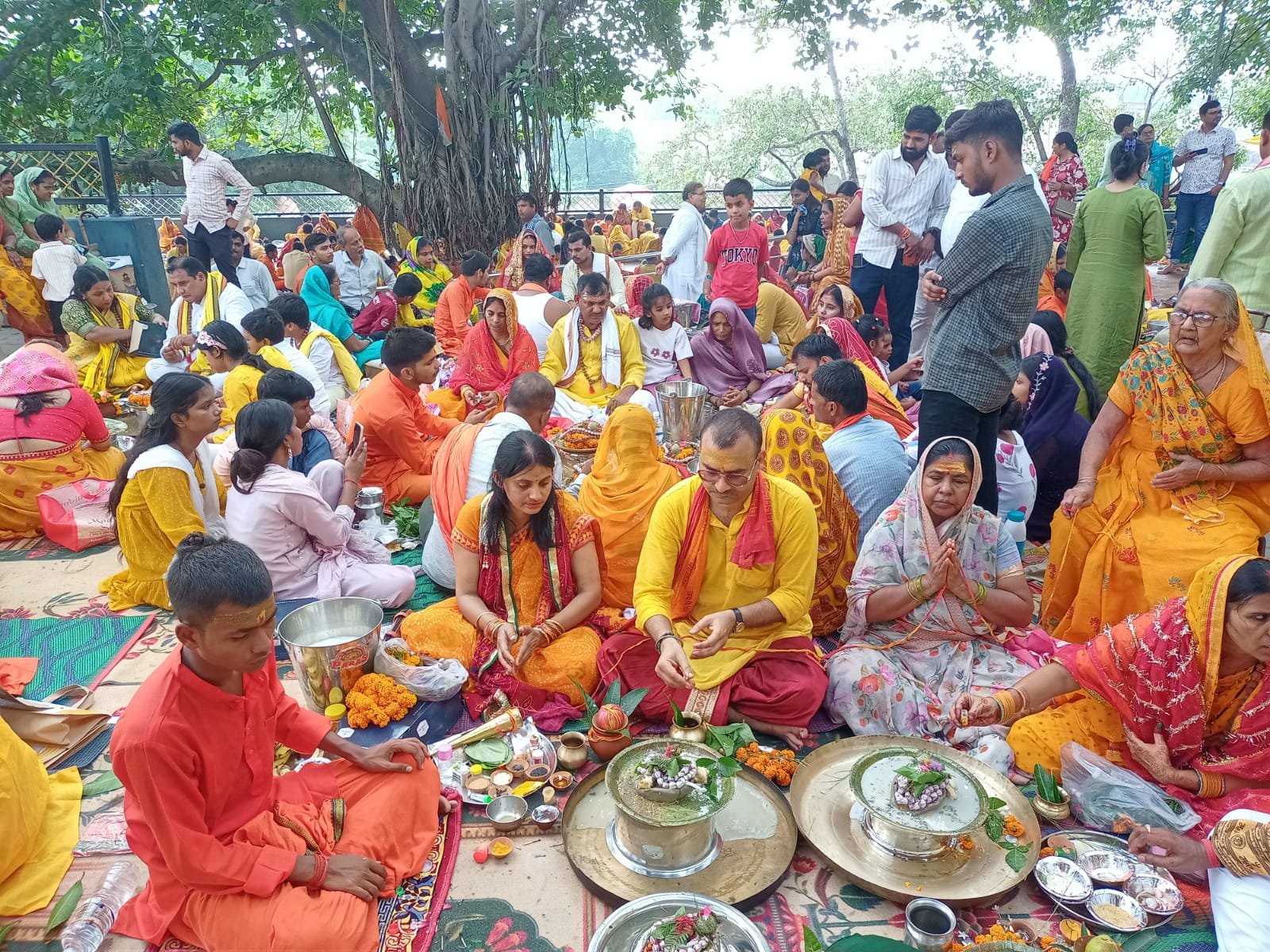 बाबा सारंगनाथ मन्दिर में 211 परिवारों ने किया सामूहिक रुद्राभिषेक
