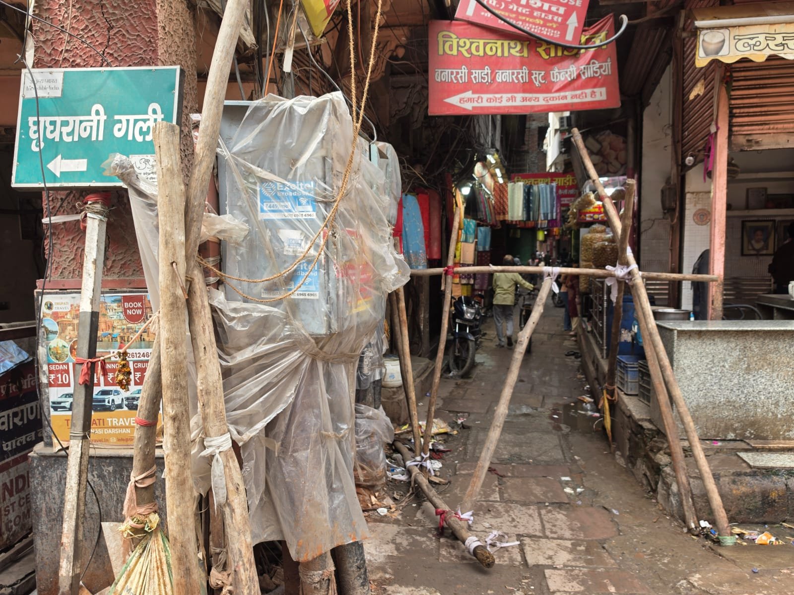 काशी में पर्यटक बढ़ें, लेकिन काशीवासियों के रास्ते बंद न हों