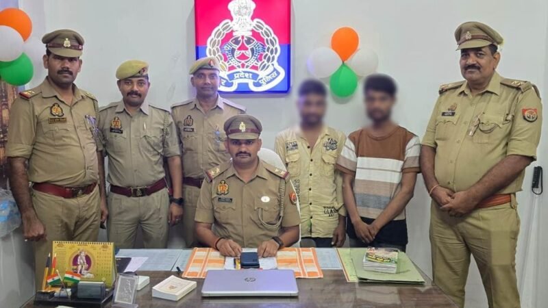 चोरी के ई-रिक्शा पार्ट्स के साथ दो शातिर चोर गिरफ्तार