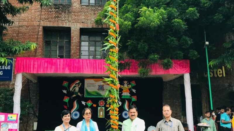 जीवनदीप पब्लिक स्कूल में हर्षोल्लास से मनाया गया स्वतंत्रता दिवस