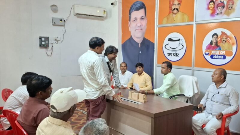 जनता की फरियाद पर विधायक सख्त, बोले—समय-सीमा में हो समस्याओं का समाधान