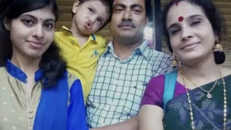 बांग्लादेश : बंद मकान से शिक्षक, पत्नी, बेटी और बेटे का शव बरामद