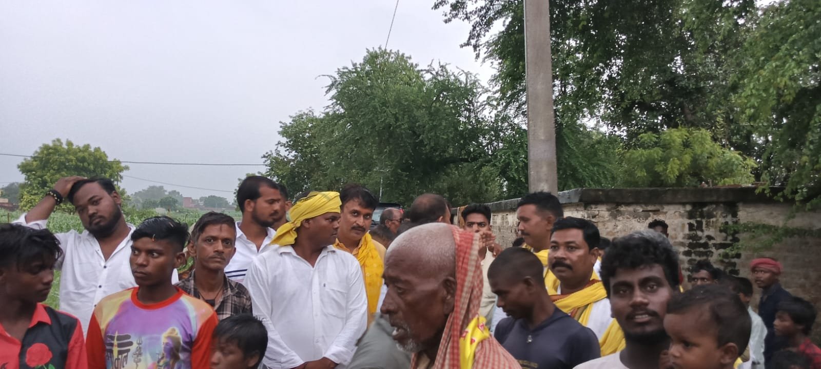 सुहेलदेव भारतीय समाज पार्टी के सदस्यता अभियान में सैकड़ों लोगों ने थामा दामन