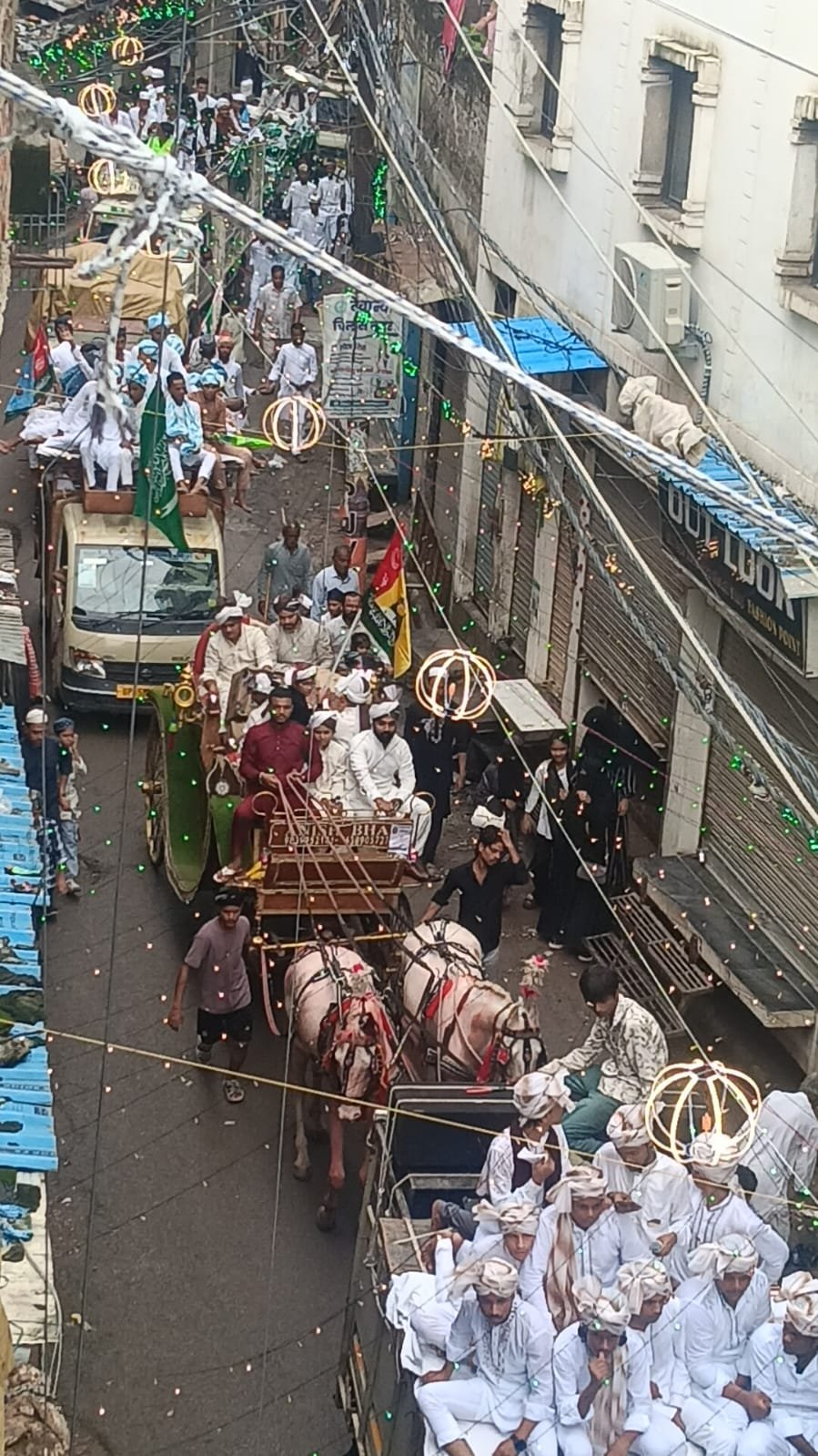 बारावफात के जुलूस में गूंजा नात-ए-पाक
