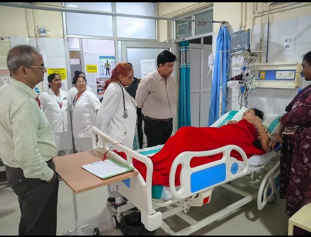 एसएसपीजी मंडलीय जिला चिकित्सालय की आकस्मिक सेवाओं का सीएमओ ने किया निरीक्षण