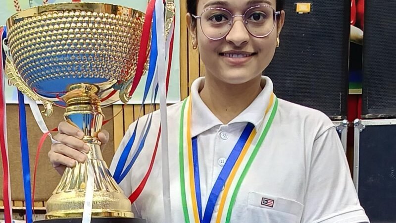 बनारस के तीन कैरम खिलाड़ियों को एयरपोर्ट अथॉरिटी की स्कॉलरशिप