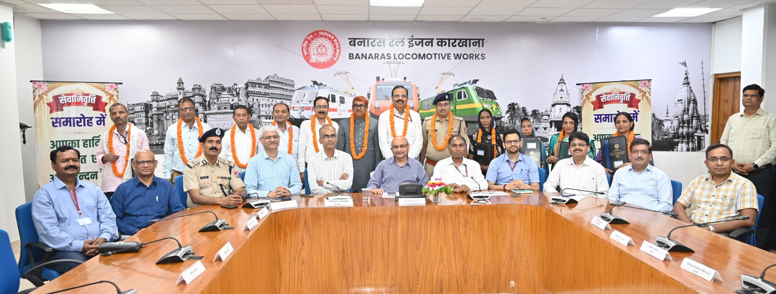 बरेका में 12 सेवानिवृत्त अधिकारी-कर्मचारियों को भावभीनी विदाई, महाप्रबंधक ने दिया स्वस्थ जीवन का संदेश*