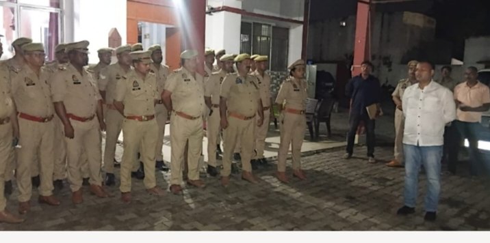 आजमगढ़ में टॉप-10 अपराधियों का सत्यापन अभियान