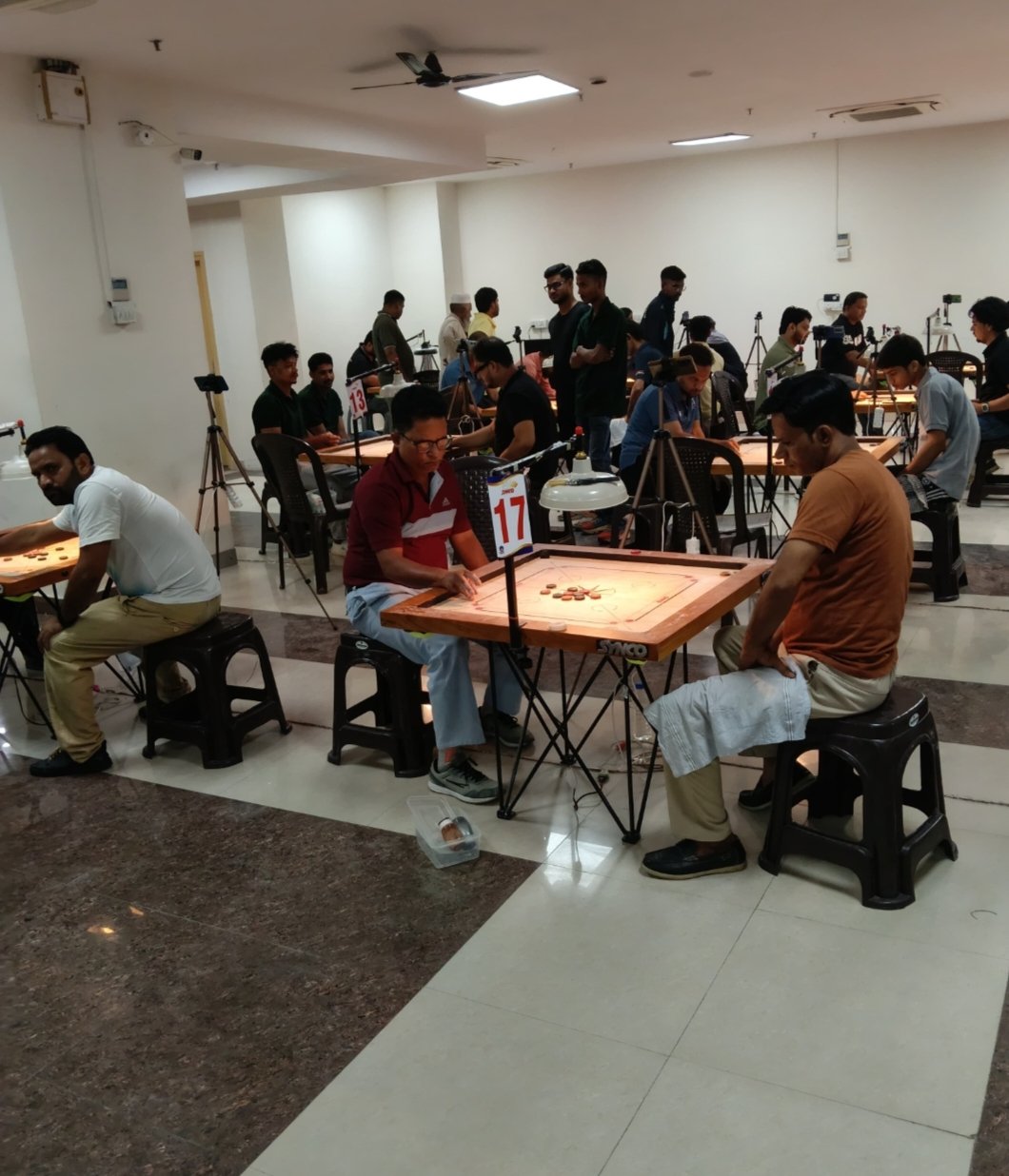 तीसवीं उत्तर प्रदेश राज्य कैरम चैंपियनशिप के सेमीफाइनल में पहुंचीं चार टीमें