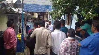 गाना बजाने के विवाद में पिता-पुत्र की हत्या