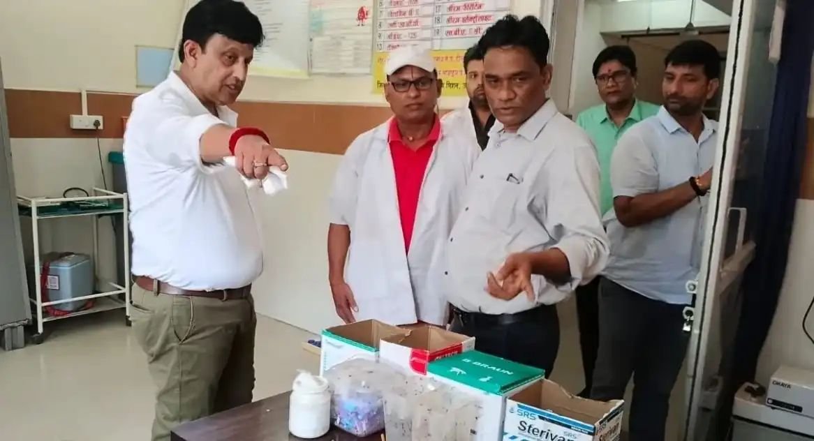 सीएमओ ने संभाला मोर्चा, लापरवाही पर सख्त चेतावनी