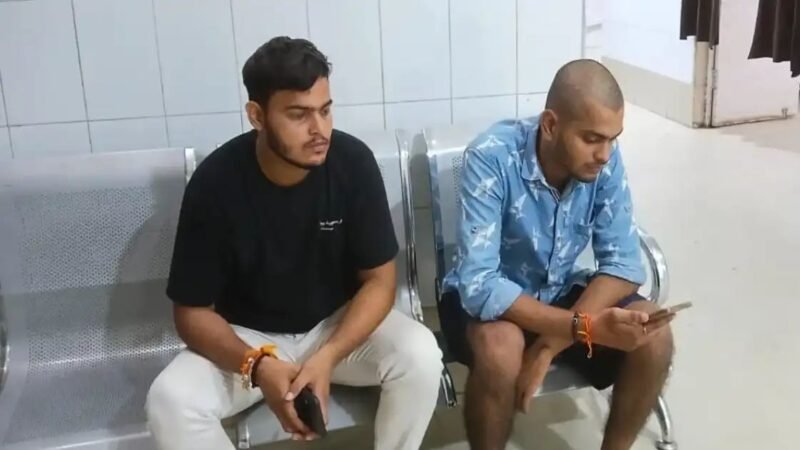 सांप काटे मरीज को सीएचसी से किया रेफर