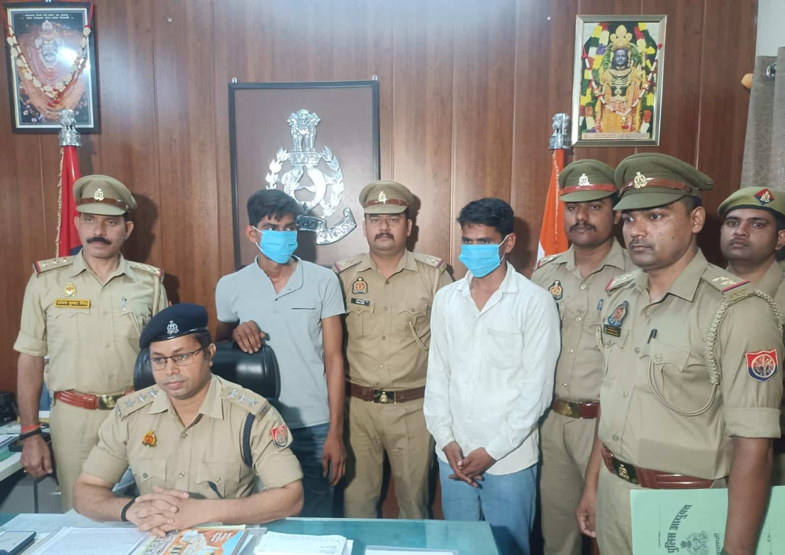 महिला से चेन छिनैती करने वाले दो गिरफ्तार