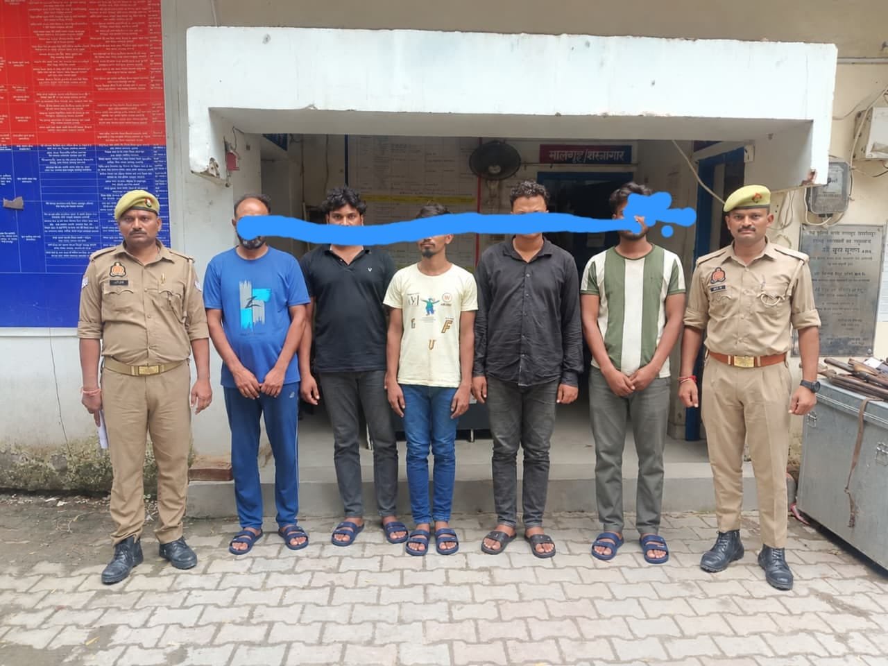 जुए की फड़ पर पुलिस का दांव सफल, पांच गिरफ्तार