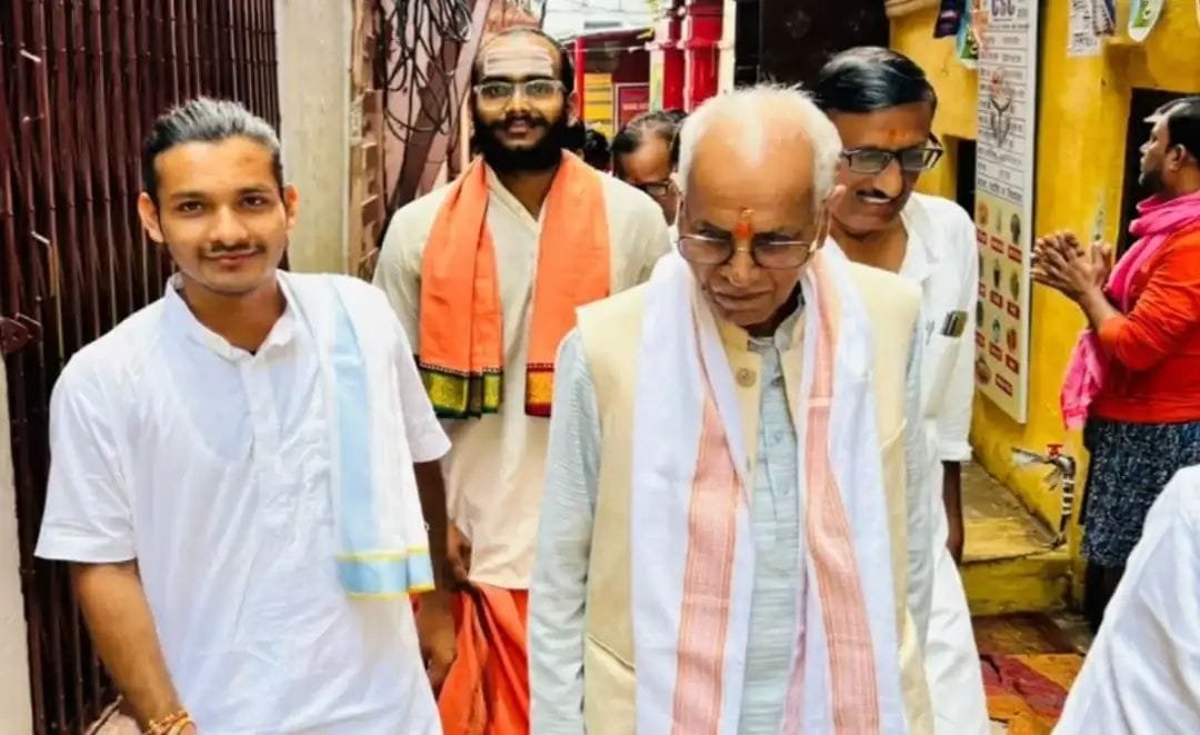 ज्ञान और प्रकाश की नगरी है काशी : चंपत राय