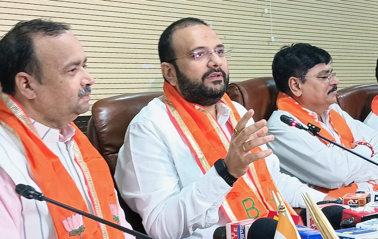 सेवा से राष्ट्र निर्माण का संकल्प लेकर निकलेगी ‘वाराणसी से वडनगर सेवा यात्रा’