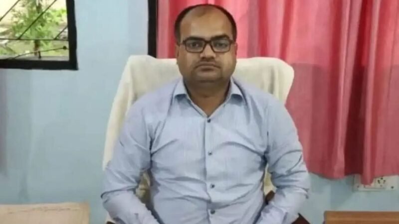श्री काशी विश्वनाथ मंदिर के नए सीईओ बने सत्यम मिश्रा