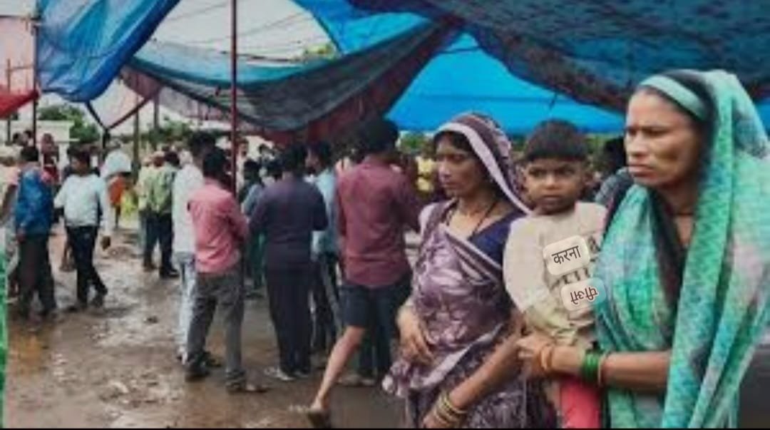 गणेश पंडाल में उतरा करंट, चार युवकों की मौत, तीन घायल