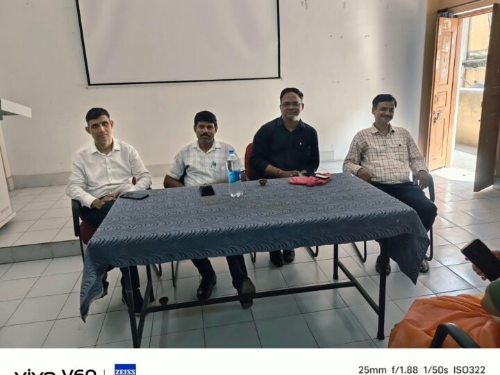 स्ववित्तपोषित शिक्षकों ने आंदोलन में सहभागिता का किया आह्वान