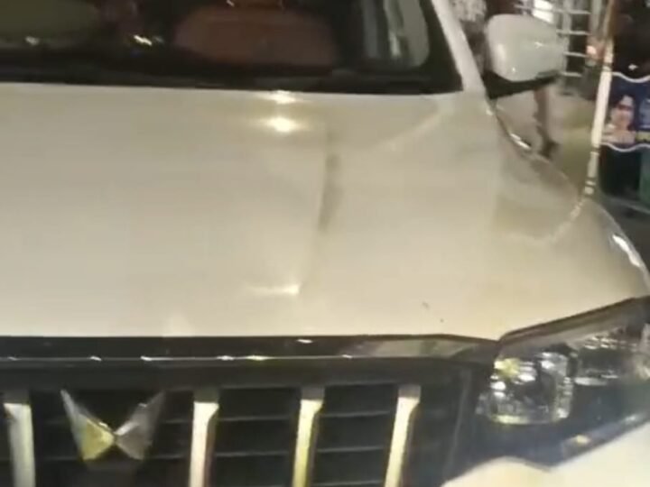 पुलिस और प्रेस का फर्जी लोगो लगाकर रौब गांठ रहा था नटवरलाल, गिरफ्तार