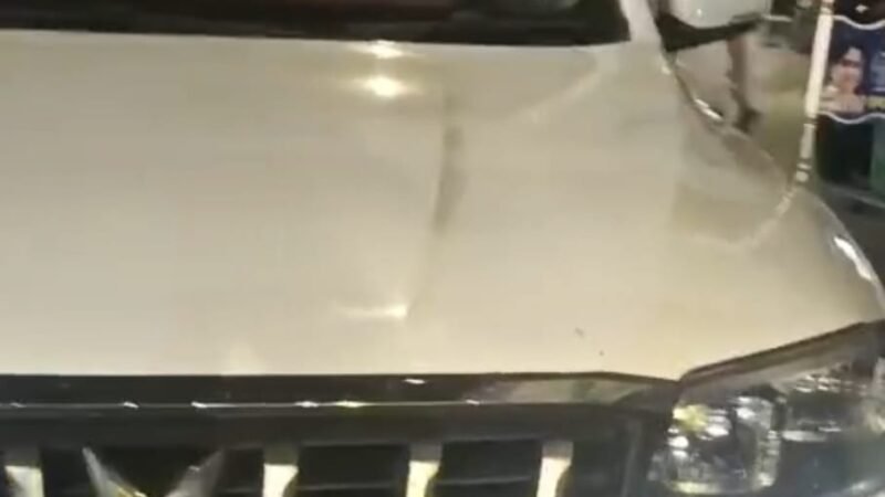 पुलिस और प्रेस का फर्जी लोगो लगाकर रौब गांठ रहा था नटवरलाल, गिरफ्तार
