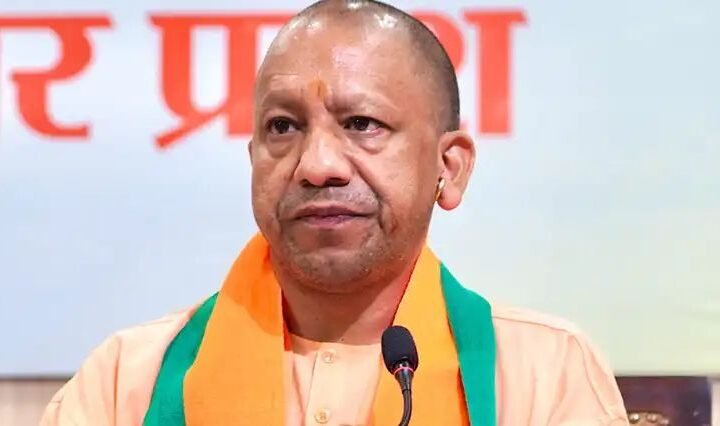 शिक्षक दिवस पर सीएम योगी ने दी शुभकामनाएं, बोले- नवाचार से नई पीढ़ी का गढ़ रहे भविष्य