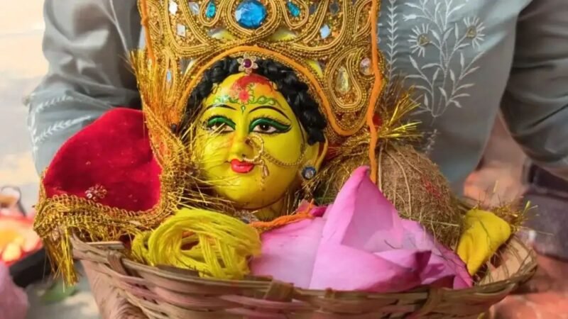 लक्ष्मीकुंड पर सोरहिया मेले की धूम