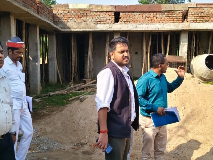 15 दिसंबर तक पूरा हो राजकीय इंटर कॉलेज झारोकला का भवन निर्माण