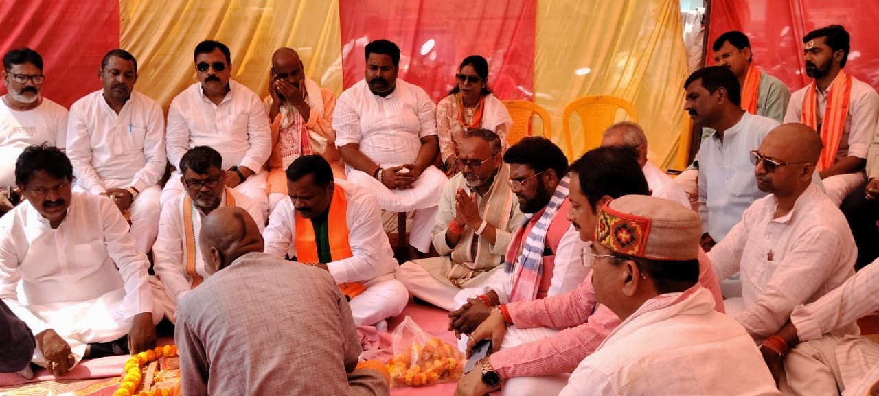 सेवा ज्योति यात्रा में उमड़ा जनसैलाब, सेवा और समर्पण का दिया संदेश