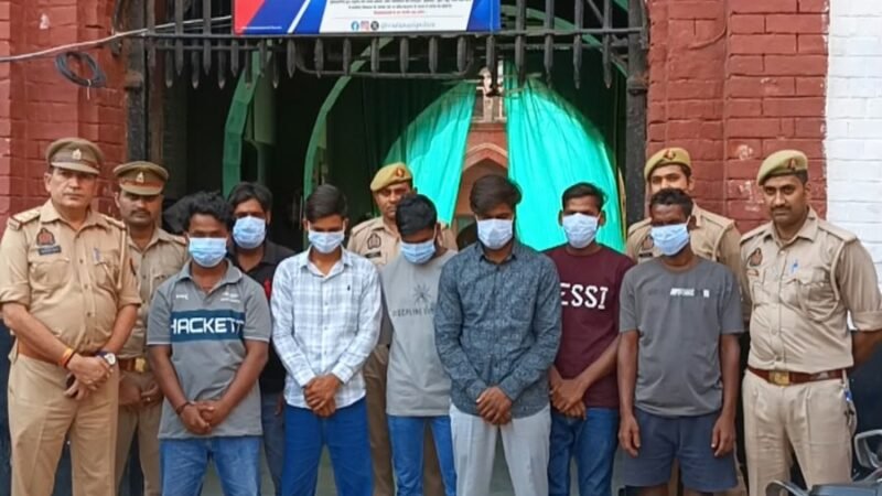 मणिकर्णिका घाट पर शवदाह के दौरान मारपीट, सात आरोपी गिरफ्तार