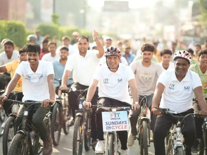 नमो घाट से संपूर्णानंद संस्कृत विश्वविद्यालय तक निकली साइकिल रैली
