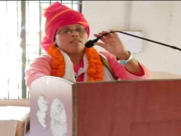 गाजीपुर : सपा महिला सभा की जिलाध्यक्ष विभा पाल ने दिया इस्तीफा