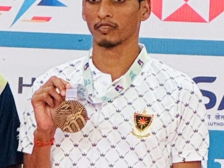 बरेका कर्मी अजय कुमार बिंद ने राष्ट्रीय एथलेटिक्स चैंपियनशिप में जीता कांस्य पदक