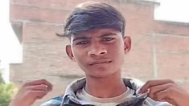 फुलवरिया में अज्ञात वाहन की टक्कर से किशोर की मौत, दो दोस्त घायल