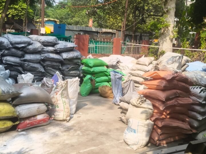 सारनाथ में पटाखा विस्फोट के बाद जागी पुलिस