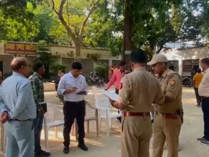प्रयागराज : हंडिया के स्कूल में नौ छात्राएं अचानक हुईं बेहोश, मचा हड़कंप