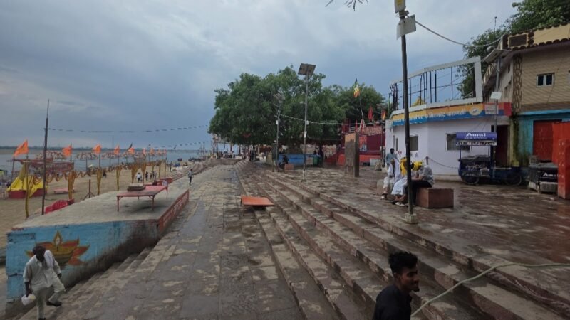 वाराणसी में 28 से बदलेगा मौसम, तेज हवाओं के साथ बारिश के आसार