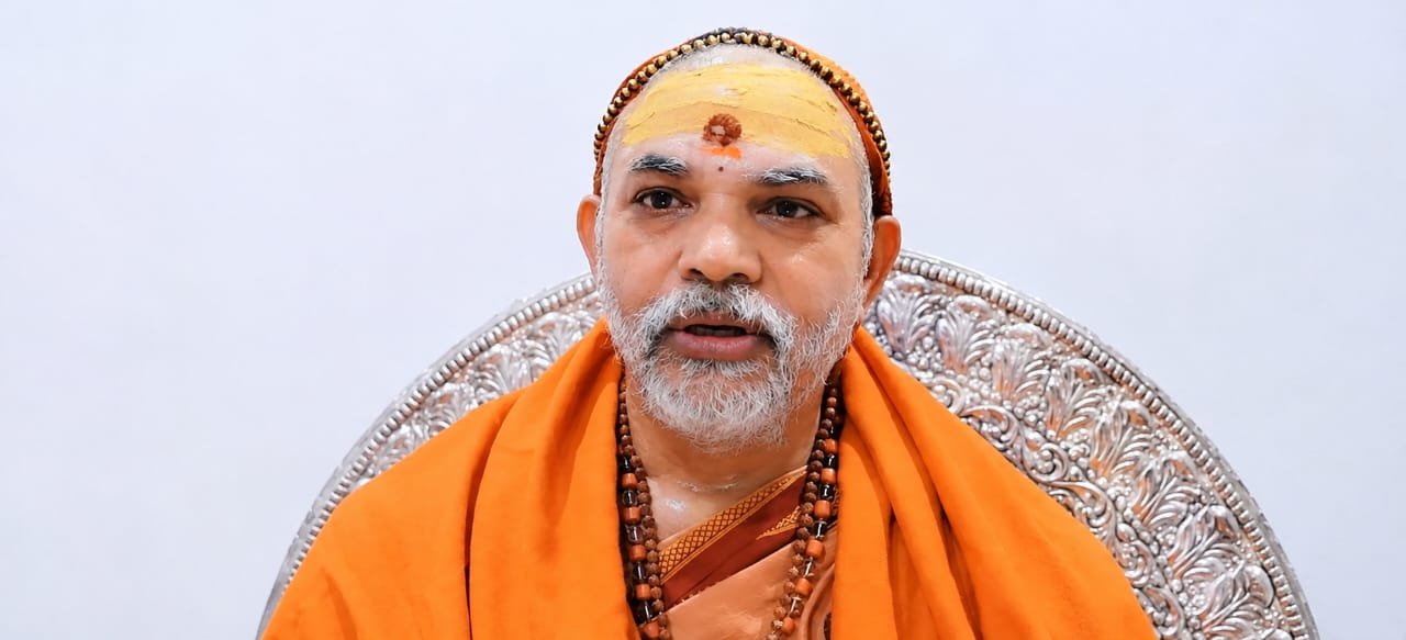 बदरीनाथ हेलीकॉप्टर हादसे पर शंकराचार्य अविमुक्तेश्वरानंद ने जताया शोक, उच्चस्तरीय जांच की मांग